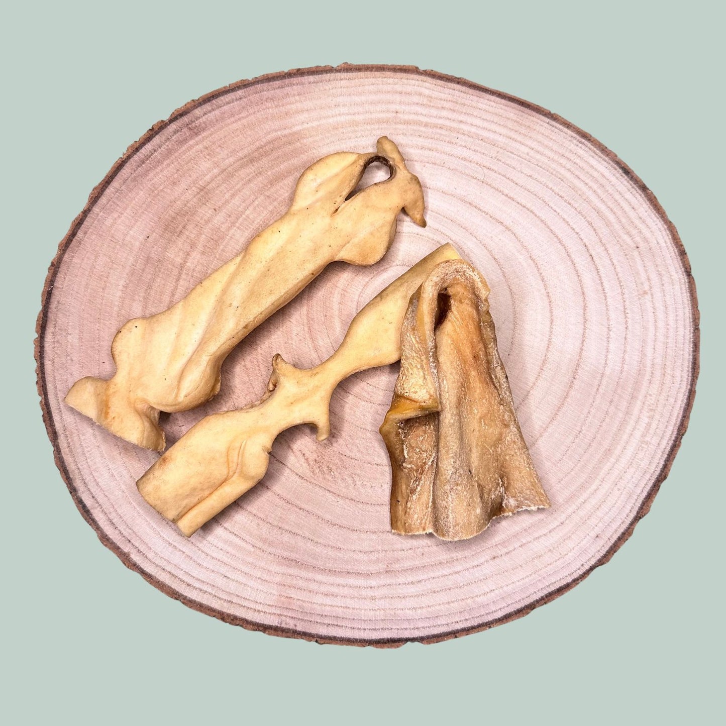 Dried beef scalp and head meat natural treat and chew for dogs and puppies